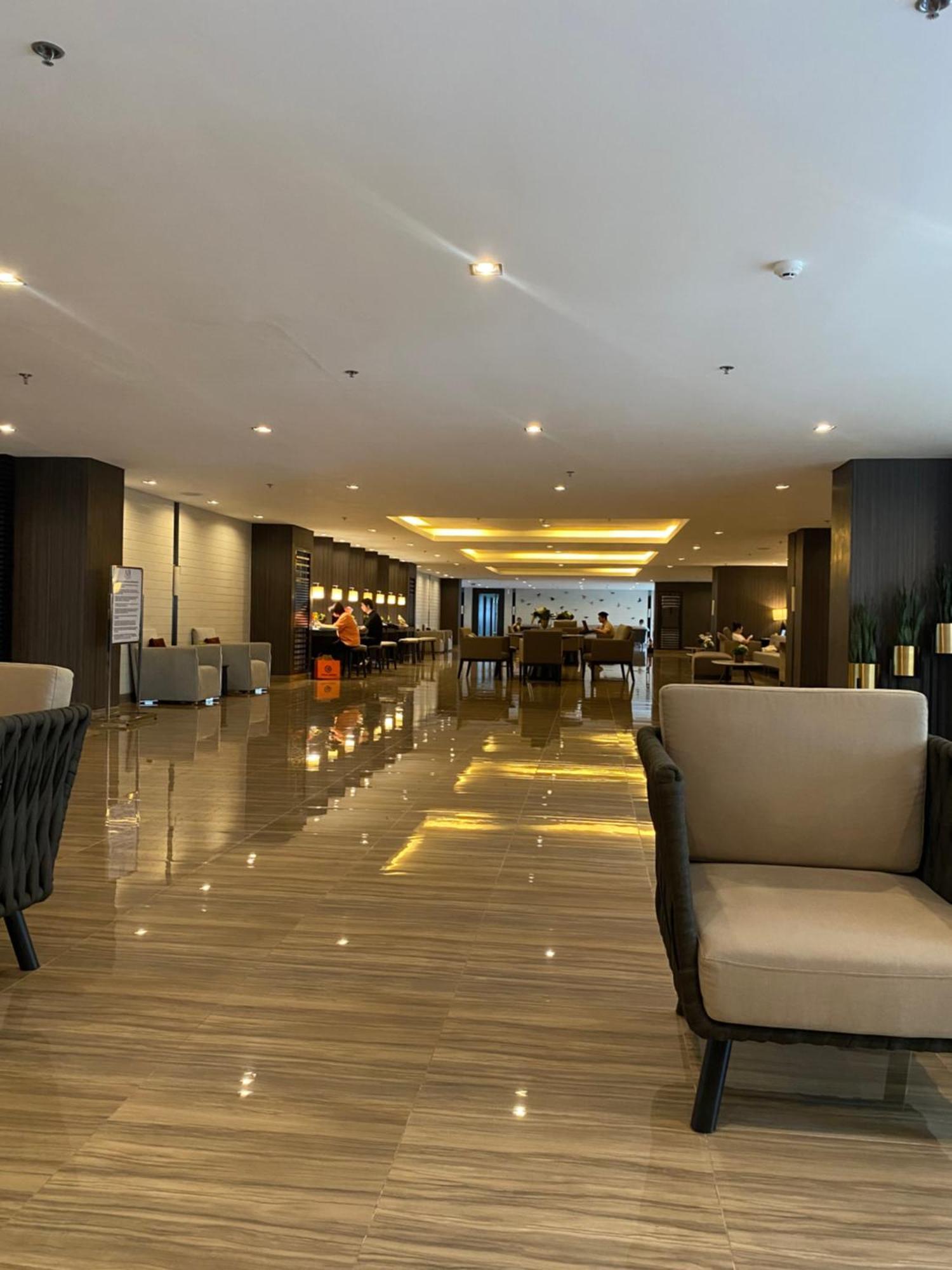 Frost At Air Residences Makati Manila Exterior photo