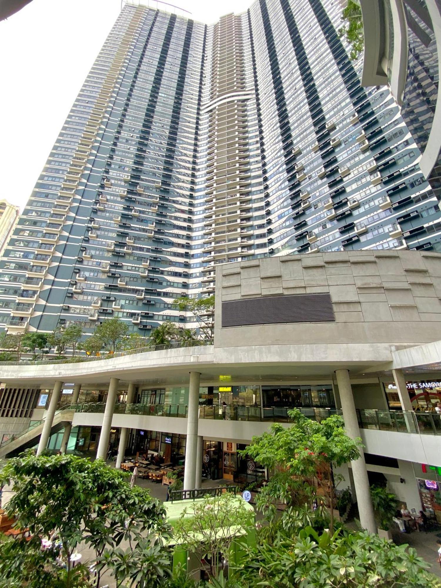 Frost At Air Residences Makati Manila Exterior photo