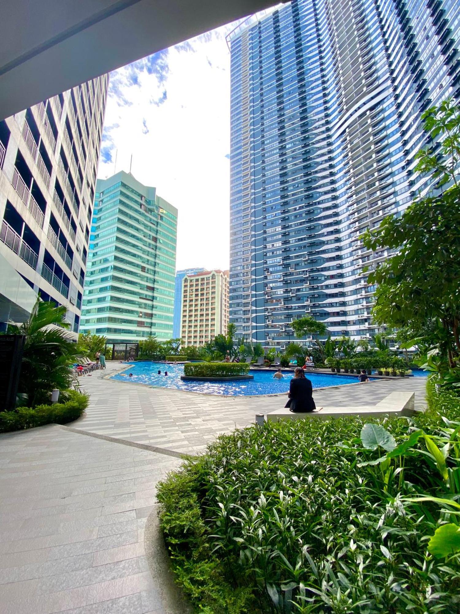 Frost At Air Residences Makati Manila Exterior photo